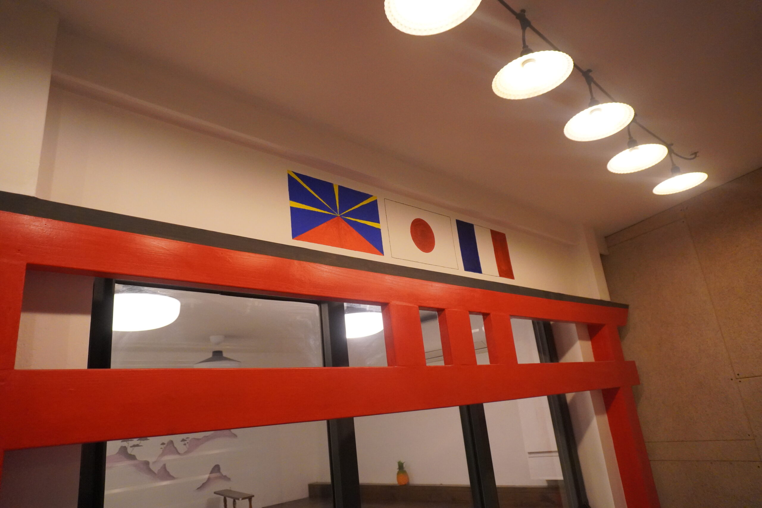 takayama restaurant japonais fresque murale de drapeaux peinture acrylique artiste peintre graphiste illustration